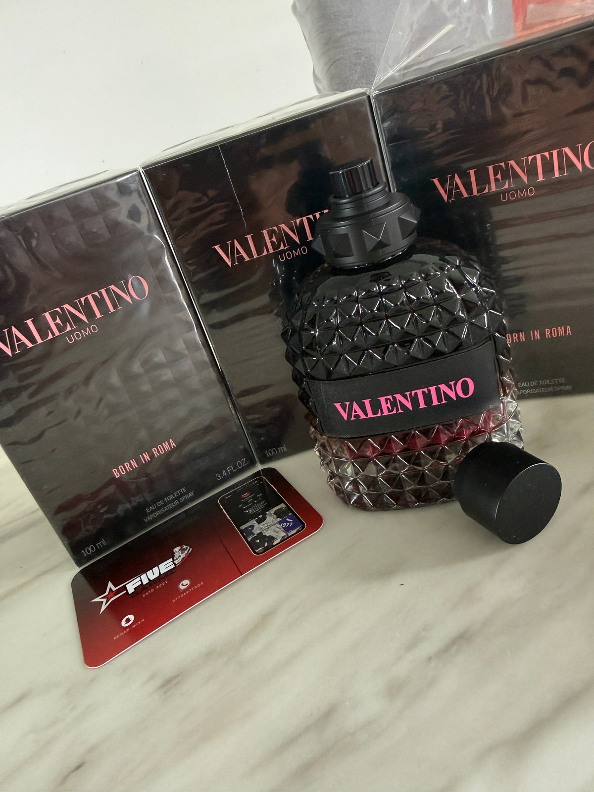 Valentino Uomo Born in Roma Pink