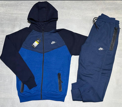 Nike Tech Fleece