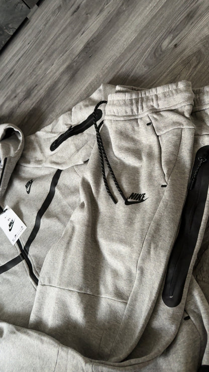Nike Tech Fleece