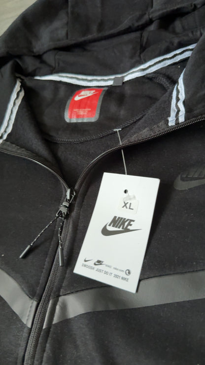 Nike Tech Fleece
