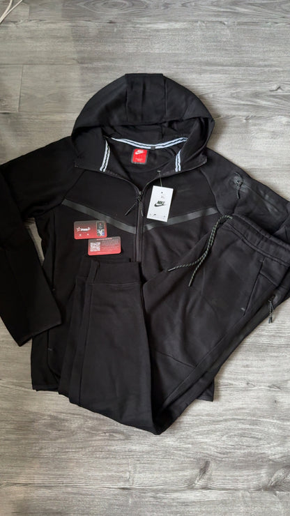 Nike Tech Fleece