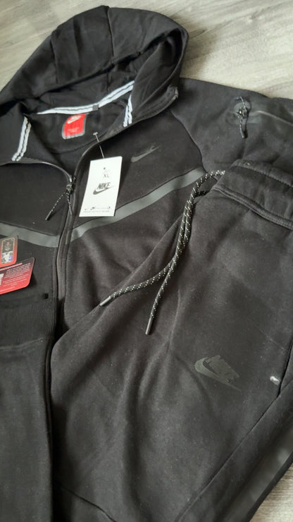 Nike Tech Fleece