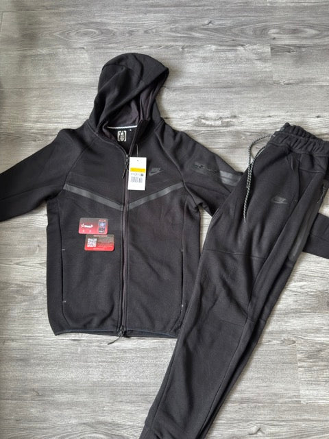 Nike Tech Fleece